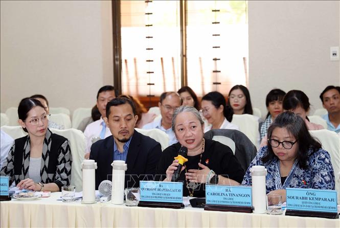 Bà Querobine Deapera Laccay, Tổng lãnh sự Philipines tại Thành phố Hồ Chí Minh phát biểu tại buổi làm việc. Ảnh: Xuân Khu - TTXVN