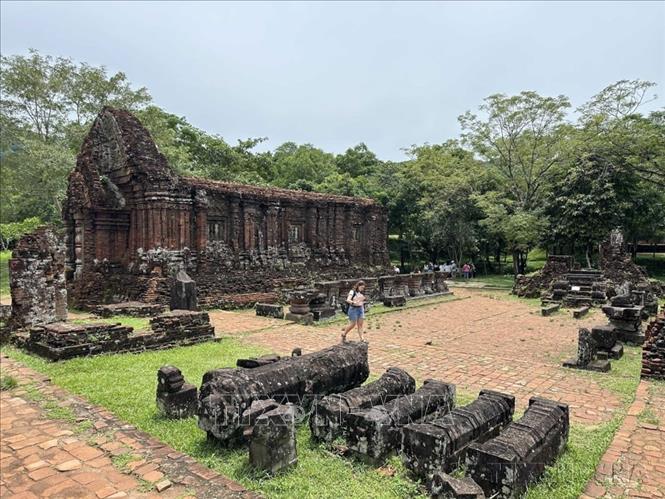Khu đền tháp Mỹ Sơn (Quảng Nam) được UNESCO ghi danh là Di sản Văn hoá Thế giới vào năm 1999. Ảnh: Đỗ Trưởng – TTXVN