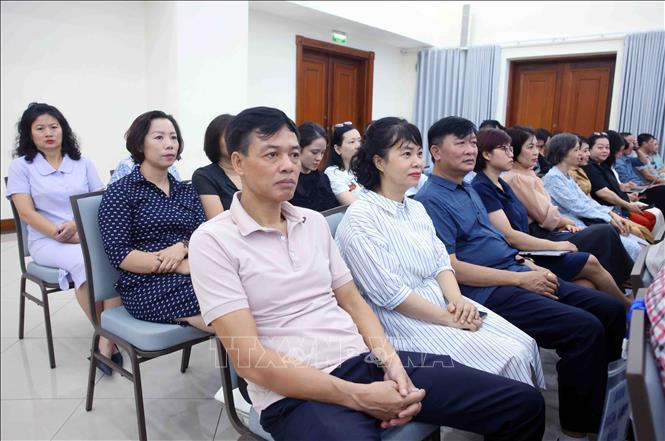 Đảng viên thuộc Đảng bộ Thông tấn xã Việt Nam tham dự Hội nghị trực tuyến tại điểm cầu trụ sở Thông tấn Quốc gia (5 Lý Thường Kiệt, Hà Nội). Ảnh: Phạm Kiên - TTXVN