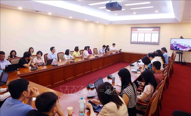 Đảng viên thuộc Đảng bộ Thông tấn xã Việt Nam tham dự Hội nghị trực tuyến tại điểm cầu trụ sở Thông tấn Quốc gia (5 Lý Thường Kiệt, Hà Nội). Ảnh: Phạm Kiên - TTXVN
