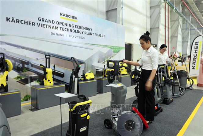 Tập đoàn Karcher, Đức đưa vào vận hành Nhà máy sản xuất thiết bị làm sạch tại Khu công nghiệp, hậu cần cảng Tam Hiệp, xã Núi Thành, thành phố Đà Nẵng. Ảnh: Trần Tĩnh – TTXVN