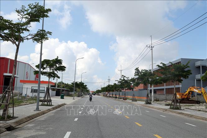 Hạ tầng đồng bộ tại Khu công nghiệp Tam Thăng, thành phố Đà Nẵng. Ảnh: Trần Tĩnh - TTXVN