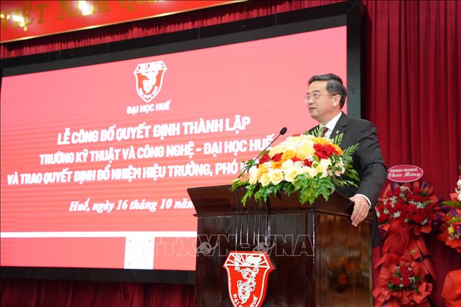 Giáo sư, Tiến sĩ  Nguyễn Vũ Quốc Huy, quyền Giám đốc Đại học Huế, phát biểu. Ảnh: Văn Dũng-TTXVN