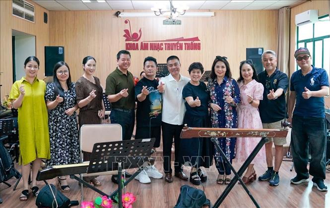 Học viện Âm nhạc Quốc gia Việt Nam là nơi đã đào tạo nhiều thế hệ nghệ sĩ, nhạc sĩ, nhà nghiên cứu và giảng viên, đóng góp quan trọng vào sự phát triển của nền âm nhạc Việt Nam. Ảnh: Khánh Hoà - TTXVN