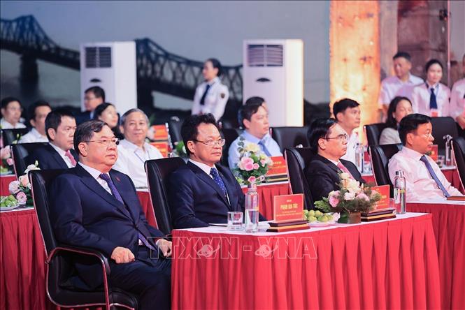 Các đại biểu tham dự buổi lễ. Ảnh: Lê Đông - TTXVN