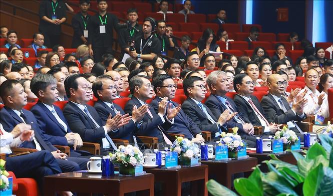 Thủ tướng Lê Minh Hưng dự Lễ công bố sản phẩm đạt Thương hiệu quốc gia Việt Nam lần thứ 10 - năm 2026. Ảnh: Dương Giang – TTXVN
