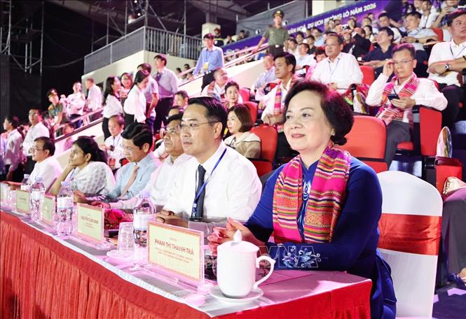 Bí thư Trung ương Đảng, Phó Thủ tướng Chính phủ Phạm Thị Thanh Trà dự khai mạc lễ hội. Ảnh: TTXVN phát 