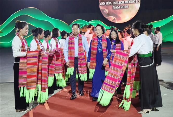 Bí thư Trung ương Đảng, Phó Thủ tướng Chính phủ Phạm Thị Thanh Trà dự khai mạc lễ hội. Ảnh: TTXVN phát