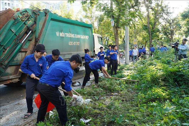 Tuổi trẻ thành phố Đà Nẵng ra quân triển khai mô hình “Bản đồ xanh” trên địa bàn. Ảnh: Khoa Chương - TTXVN