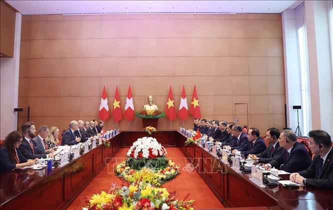 Tổng Bí thư, Chủ tịch nước Tô Lâm hội đàm với Tổng thống Thụy Sĩ Guy Parmelin. Ảnh: Thống Nhất – TTXVN
