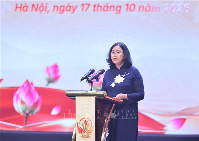 Chủ tịch Ủy ban Trung ương MTTQ Việt Nam Bùi Thị Minh Hoài phát biểu. Ảnh: Minh Đức - TTXVN
