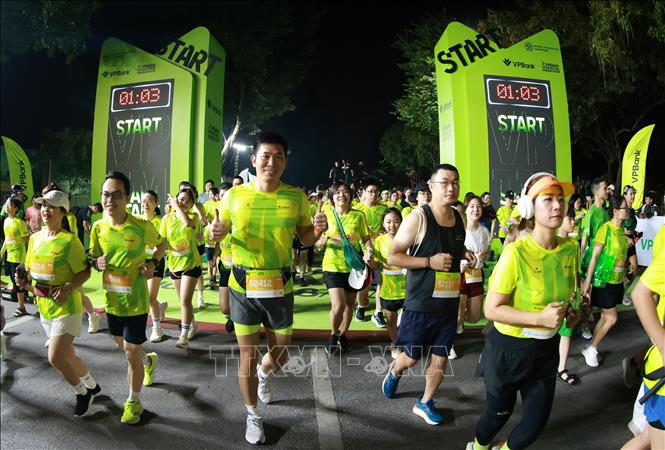 Tại các nội dung có rất đông các runner của các CLB trên toàn quốc tham gia chạy. Ảnh: Quốc Khánh - TTXVN