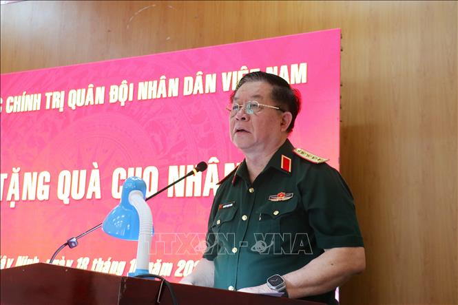 Đại tướng Nguyễn Trọng Nghĩa phát biểu tại chương trình. Ảnh: Bùi Giang - TTXVN