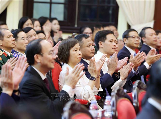 Đại biểu tham dự lễ trao giải Cuộc thi chính luận về bảo vệ nền tảng tư tưởng của Đảng lần thứ 6. Ảnh: Phương Hoa - TTXVN