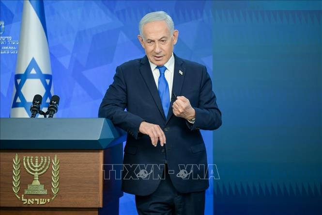 Thủ tướng Israel Benjamin Netanyahu công bố văn kiện về học thuyết an ninh quốc gia của nước này. Ảnh: TTXVN phát
