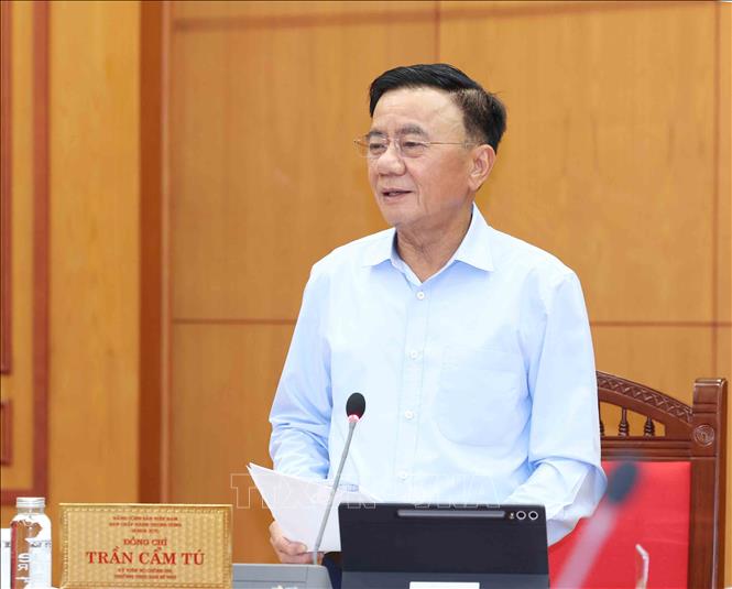 Thường trực Ban Bí thư Trần Cẩm Tú phát biểu chỉ đạo buổi làm việc. Ảnh: Phương Hoa - TTXVN