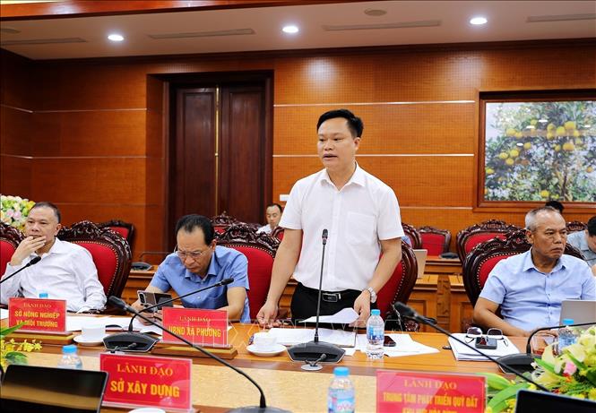 Đại diện UBND phường Hòa Bình phát biểu tại Hội nghị. Ảnh: Thanh Hải - TTXVN  