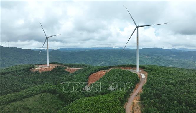 Nhà máy điện gió Hải Anh, xã Lao Bảo, tỉnh Quảng Trị. Ảnh: Vũ Sinh - TTXVN 