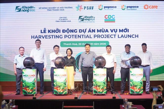 Khởi động Dự án “Mùa vụ mới - Sáng kiến nông nghiệp bền vững” giai đoạn 2. Ảnh: Hoa Mai - TTXVN