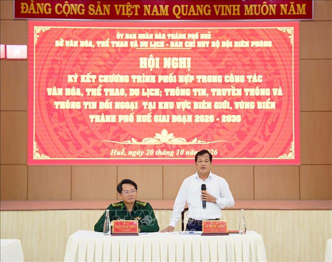 Giám đốc Sở Văn hoá, Thể thao và Du lịch thành phố Huế Lê Minh Nhân phát biểu. Ảnh: Mai Trang- TTXVN 