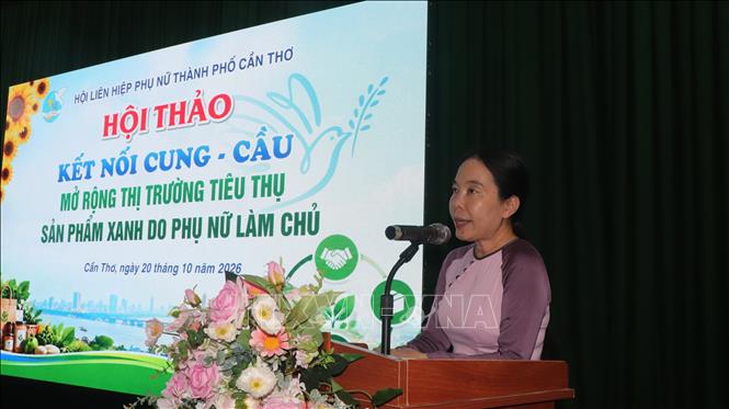 Bà Lê Mỹ Hạnh, Phó Giám đốc Sở Khoa học và Công nghệ thành phố Cần Thơ phát biểu. Ảnh: Nguyễn Hằng - TTXVN