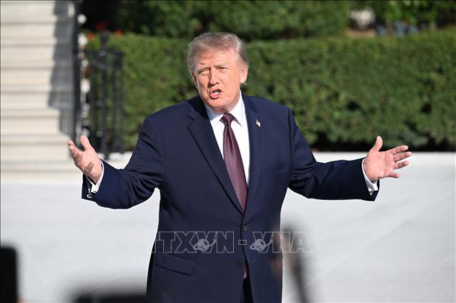 Tổng thống Mỹ Donald Trump phát biểu với báo giới tại Washington, D.C. Ảnh: AA/TTXVN phát