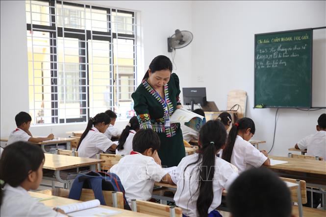 Trường nội trú Tiểu học và Trung học cơ sở Đakrông, công trình có tổng mức đầu tư 220,9 tỷ đồng, xây dựng trên diện tích 6,46 ha, đáp ứng nhu cầu học tập, sinh hoạt nội trú cho 1.021 học sinh, dự kiến hoàn thành vào ngày 31/10/2026. Ảnh: Thanh Thuỷ-TTXVN