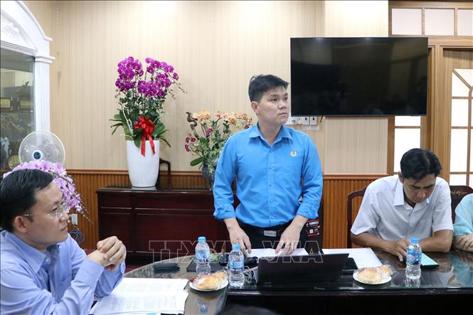 Ông Bùi Công Hoan, Phó Trưởng bộ phận Chính sách pháp luật – Quan hệ lao động, LĐLĐ Thành phố Hồ Chí Minh, phát biểu tại hội nghị triển khai chăm lo Tết Đinh Mùi năm 2027. Ảnh: Thanh Vũ - TTXVN

