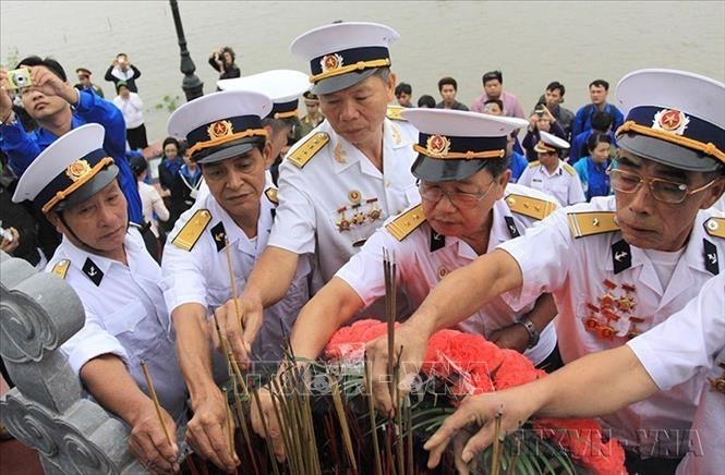 Các cựu chiến binh tàu 