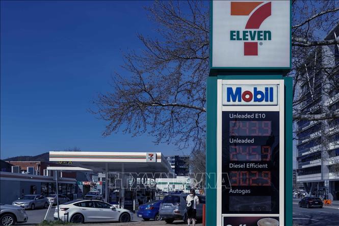 Một trạm xăng ở Canberra, Australia. Ảnh: THX/TTXVN phát