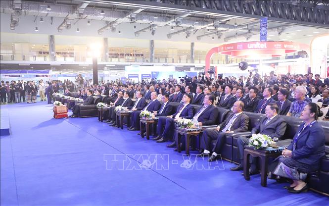 Các đại biểu trong nước Lào và quốc tế tham dự khai mạc Tuần lễ số Lào 2026. Ảnh: Xuân Tú - PV TTXVN tại Lào