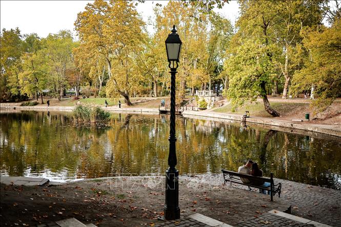 Cảnh đẹp mùa thu tại Budapest, Hungary ngày 20/10/2026. Ảnh: THX/TTXVN phát