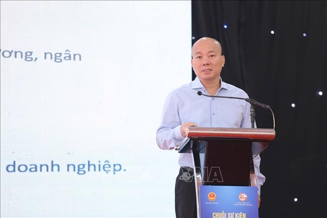 Ông Vũ Bá Phú, Cục trưởng Cục xúc tiến thương mại, Bộ Công Thương phát biểu tại hội nghị. Ảnh: Mỹ Phương – TTXVN
