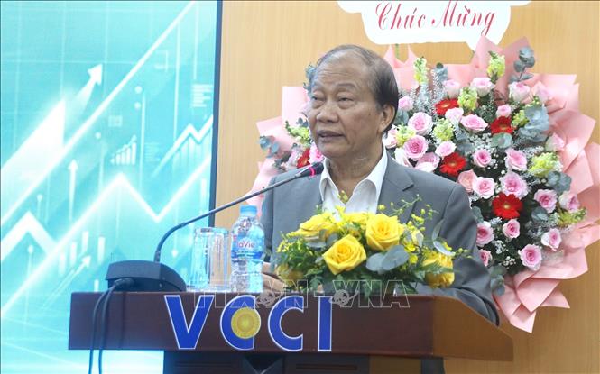 Ông Hoàng Quang Phòng, Phó Chủ tịch VCCI phát biểu tại hội nghị. Ảnh: Hứa Chung – TTXVN