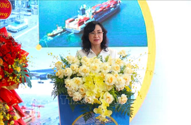 Bà Phan Thị Thắng, Thứ trưởng Bộ Công Thương phát biểu tại Lễ khai mạc Hội chợ. Ảnh: Hương Giang – TTXVN