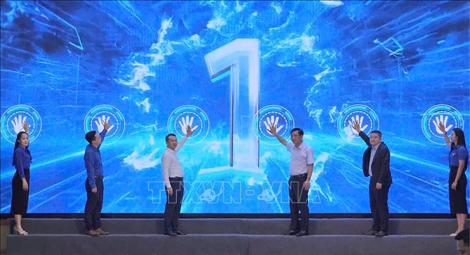 Trung tâm Khuyến nông Quốc gia ra mắt Mạng lưới kết nối thanh niên Sở nông nghiệp môi trường các tỉnh, thành phố. Ảnh: Văn Tý - TTXVN
