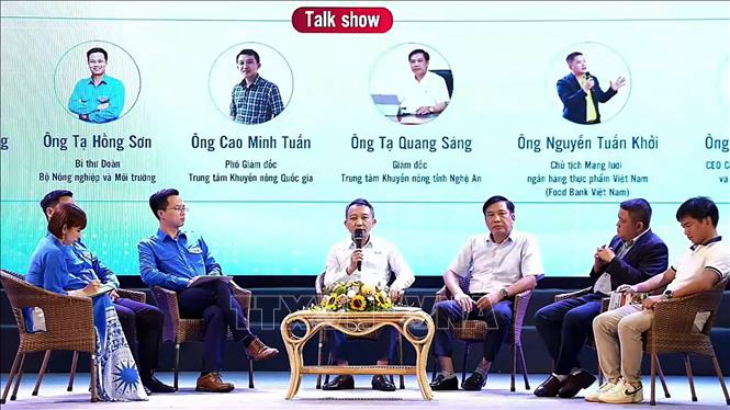 Phần tọa đàm với các chuyên gia nhận được sự quan tâm của đông đảo đại biểu. Ảnh: Văn Tý - TTXVN