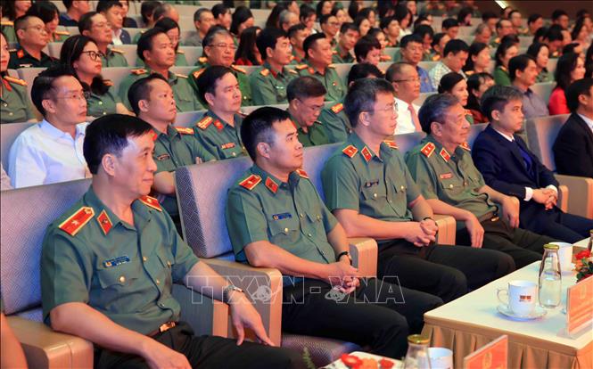 Các đại biểu tham dự buổi lễ. Ảnh: Phạm Kiên - TTXVN