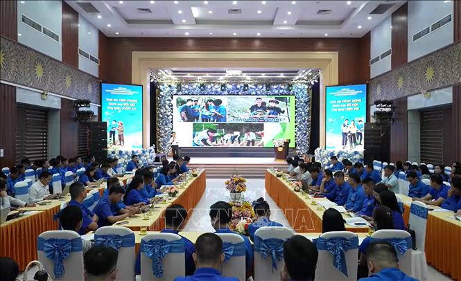 Toàn cảnh diễn đàn Khuyến nông “Phát huy vai trò thanh niên ngành Nông nghiệp và Môi trường trong đổi mới phương thức khuyến nông gắn với khoa học công nghệ và chuyển đổi số”.  Ảnh: Văn Tý - TTXVN