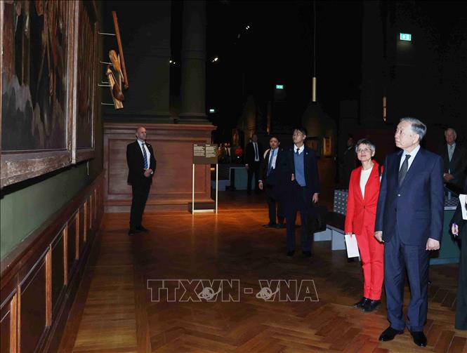 Tổng Bí thư, Chủ tịch nước Tô Lâm tham quan Bảo tàng Mỹ thuật Hoàng gia Antwerp, nơi sở hữu bộ sưu tập vô giá trải dài 7 thế kỷ lịch sử nghệ thuật, từ thời Trung cổ, Phục hưng cho đến thế kỷ 20. Ảnh: Thống Nhất – TTXVN