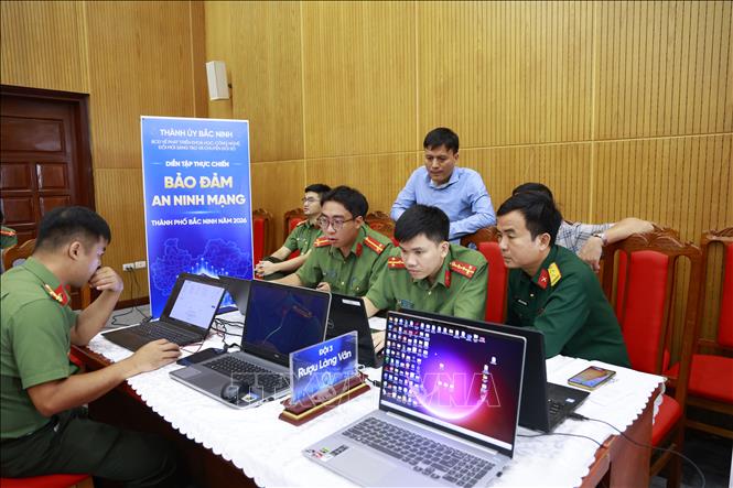 Các đội thi tham gia diễn tập thực chiến, bảo đảm an ninh mạng thành phố Bắc Ninh năm 2026. Ảnh: Việt Hùng – TTXVN 