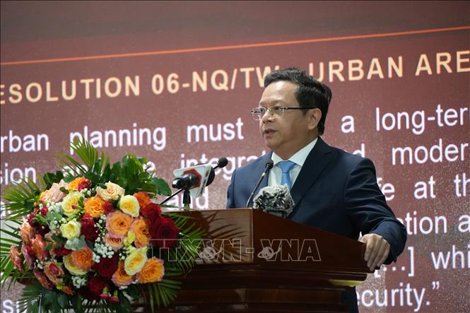 Tiến sĩ Nguyễn Đức Hiển, Phó trưởng Ban Chính sách, Chiến lược Trung ương, phát biểu tại Diễn đàn. Ảnh: Anh Dũng – TTXVN