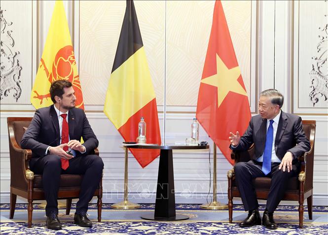Tổng Bí thư, Chủ tịch nước Tô Lâm tiếp Bộ trưởng, Thủ hiến vùng Wallonie, ông Adrien Dolimont. Ảnh: Thống Nhất – TTXVN