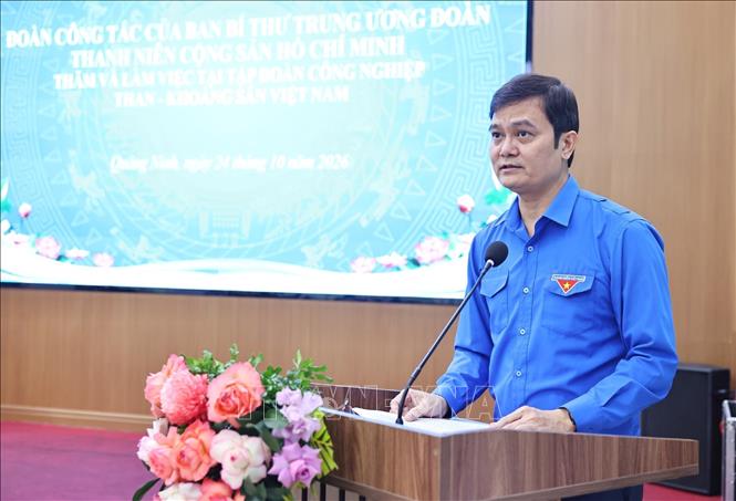Đồng chí Bùi Quang Huy - Uỷ viên Ban Chấp hành Trung ương Đảng, Bí thư thứ nhất Trung ương Đoàn phát biểu. Ảnh: Minh Đức - TTXVN