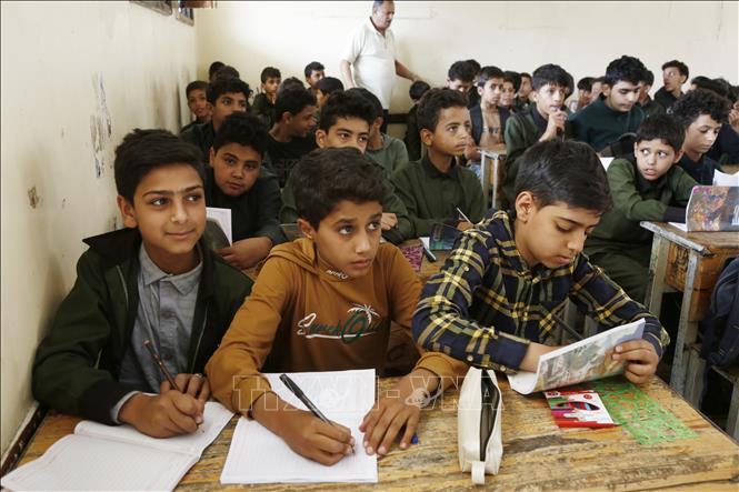 (Tư liệu) Các em học sinh tại một lớp học ở Sanaa, Yemen. Ảnh: THX/TTXVN phát