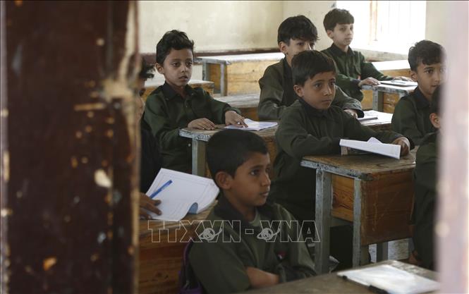 (Tư liệu) Các em học sinh tại một lớp học ở Sanaa, Yemen. Ảnh: THX/TTXVN phát