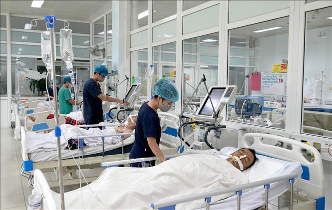 Với quy mô 2000 giường, trung bình mỗi ngày, Bệnh viện Hữu nghị đa khoa Nghệ An khám cho hơn 1.800 lượt bệnh nhân. Ảnh: Văn Tý-TTXVN