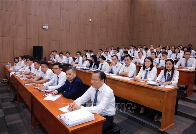 Hơn 200 luật sư tham gia bào chữa cho các bị cáo tại phiên xét xử. Ảnh: Phạm Kiên - TTXVN