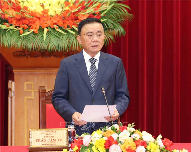 Thường trực Ban Bí thư Trần Cẩm Tú phát biểu tại buổi tiếp Đoàn cán bộ lãnh đạo trẻ Đảng Nhân dân Campuchia. Ảnh: Phương Hoa - TTXVN