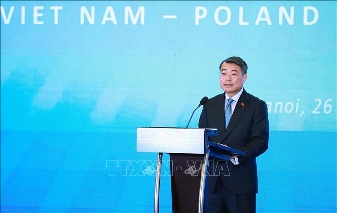 Thủ tướng Lê Minh Hưng phát biểu tại Hội nghị bàn tròn doanh nghiệp Việt Nam - Ba Lan. Ảnh: Dương Giang – TTXVN
